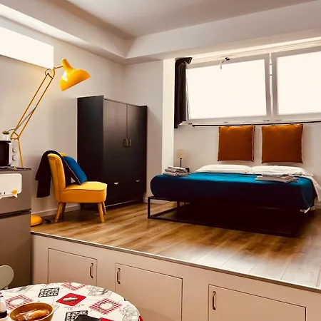 Apartment Casa Lella Your In Milan